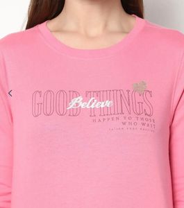 Chic Pink Graphic Sweatshirt