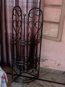 Corner Stand