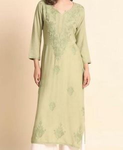 Elegant Green Embroidered Kurta