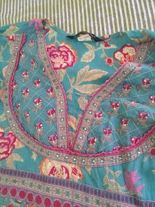 Beautiful Teal Kurta Set with Floral Print