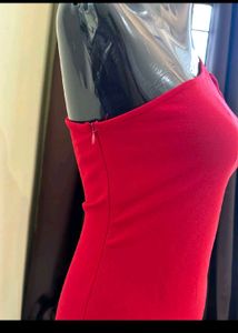 Elegant Red One-Shoulder Puff Sleeve Dress