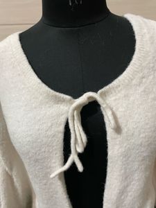HOLLISTER Cozy White Fuzzy Cardigan