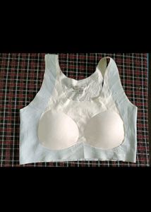 women's sports bra