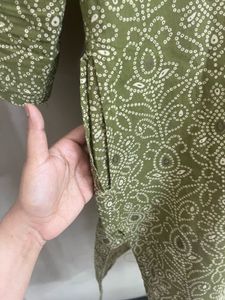 Utsa Olive Green Printed Kurta