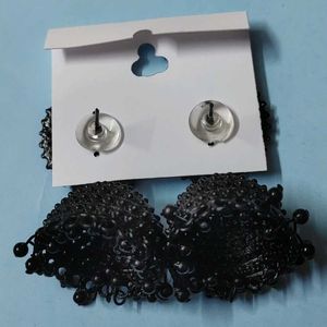 Black Dangle Earrings