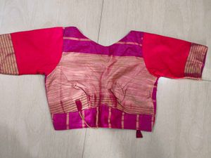 Cotton blend saree with blouse( back open)