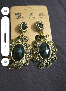 Unique Design Beautiful Earings