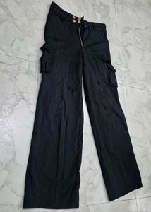 Women's Black Wide-Leg Cargo Pants