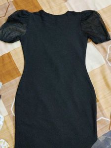 Chic Black Puff Sleeve Dress