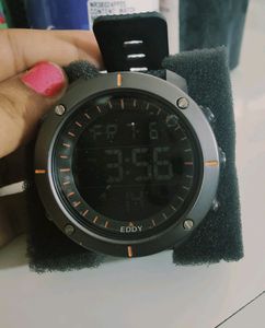 Men's Analog Watch. Like New. Good Condition.