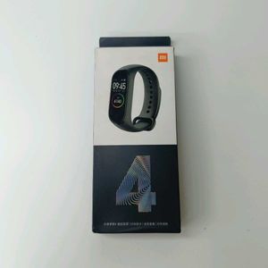 Xiaomi Mi Band 4 - Fitness Tracker