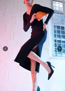 black sweetheart neck midi dress with sideslit