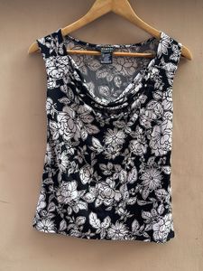 Chic Floral Sleeveless Top