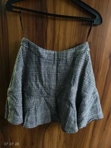 Plaid Mini Skirt With Pearl Design