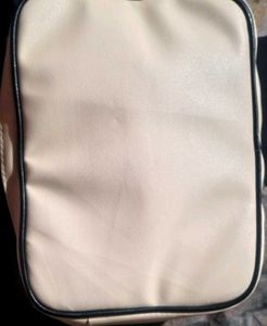 Women's Elegant Black &amp; White Bow Crossbody Sling