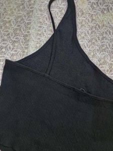 Chic One-Shoulder Black Crop Top