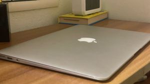 Apple MacBook Air Laptop
