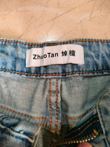 2000's Wide Leg Light Wash 👖🪐🐟