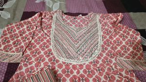Beautiful Pink Ethnic Kurta Set