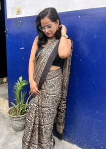 Elegant Black &amp; White Saree