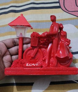 Brand New Archies Couple Showpiece Red