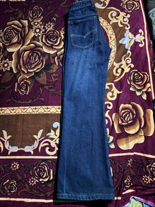 Stylish Dark Wash Flared Jeans