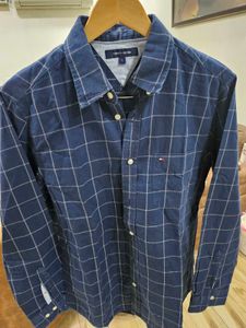 Men Navy Blue Shirt (Tommy Hilfiger)