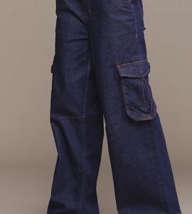 Wide Leg Cargo Jeans