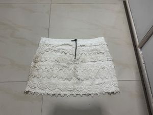 🤍 White Lace Overlay Skirt