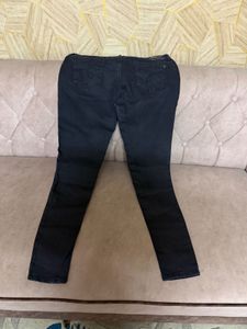 Black Skinny Fit Jeans comfortable material make u