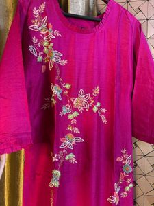 Embroidered Magenta Kurta set