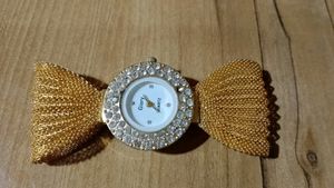 Bracelet Design Analogue For Women ⌚
