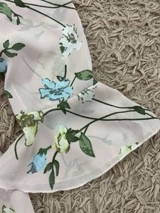 Chic Floral Bell Sleeve Blouse