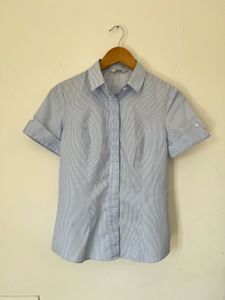 Light Blue Fitted Button-Down Shirt