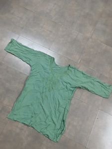 Green Embroidered Kurta