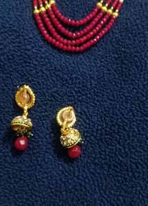 Beautiful Meroon Colour Crystal Set