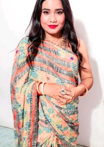 soft crepe silk saree with blouse