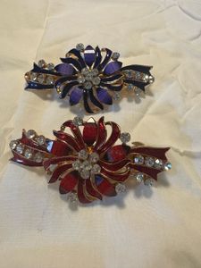 Set of 2 Embellished Hair Clips