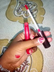 Vibrant Pink Liquid Lipgloss