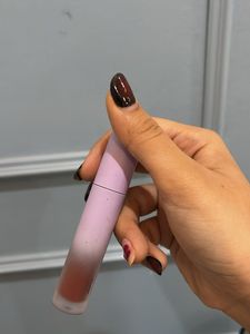Nykaa Superlight Lipstick - Cinnamon Swi
