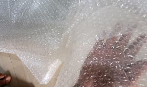 Pack 4 Delivery Bags20 &amp; box 3 &amp; बबल सीट15 Met