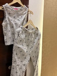 Printed crop top pants Set