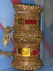 Golden and red Dulhan Chuda💕