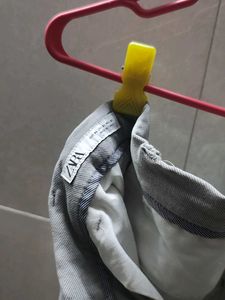 Zara Men's Grey Casual Shorts