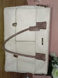 pantaloons Branded Handbag with laptop pocket