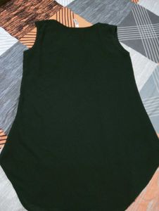 Chic Black Polka Dot Trim Sleeveless Top