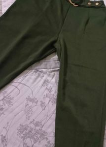 Stylish Belted Green Trousers