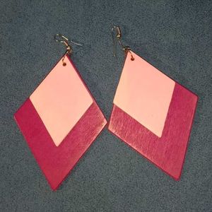 Women's Movable Wooden Earing