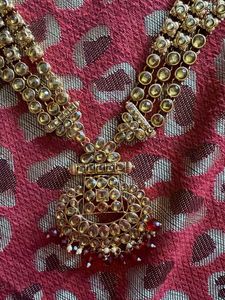 Exquisite Kundan &amp; Pearl Necklace Set