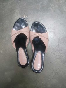 Stylish Pink Flat Sandals